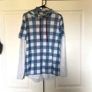 Mens medium checkered long sleeve